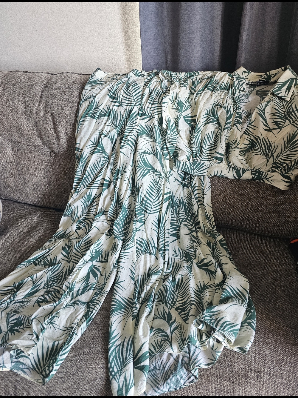 Aakaa Green Leaf Print Wide Leg Jumpsuit
